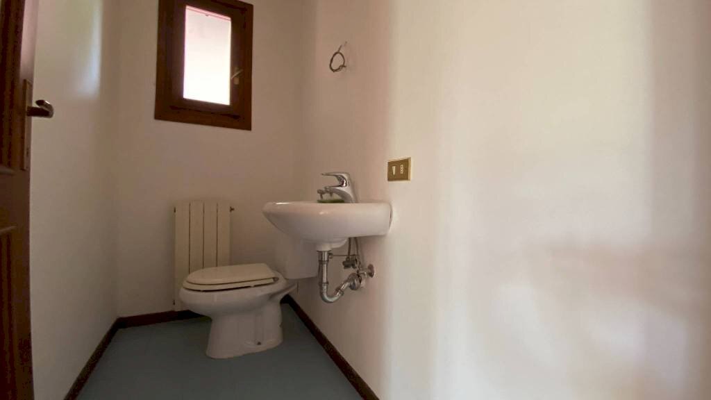 Bagno - Villa via Alessandro Manzoni, Besnate - photo 2