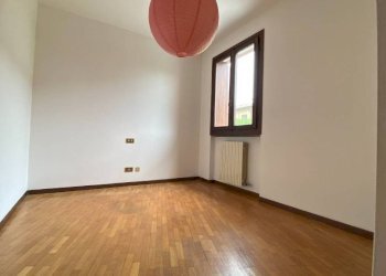 Camera da letto - Villa via Gabriele D'Annunzio, Arsago Seprio - foto 11