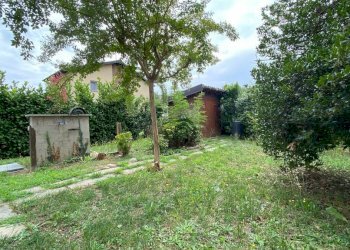 Giardino - Villa via Gabriele D'Annunzio, Arsago Seprio - foto 18