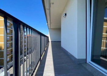 Balcone - Three-room apartment via Luigi Morelli, Castellanza - photo 34