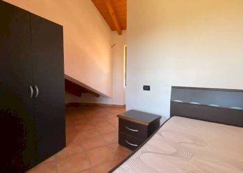 Camera da letto - Two-room apartment via Roma, Arsago Seprio - photo 17