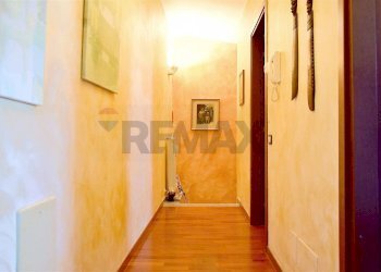 corridoio - Trilocale Europa
1H, Grezzago - foto 12