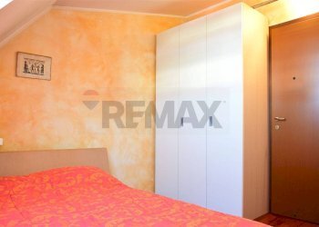 camera da letto - Trilocale Europa
1H, Grezzago - foto 19