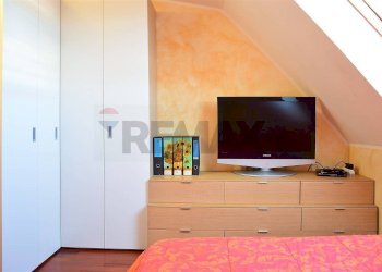 camera da letto - Trilocale Europa
1H, Grezzago - foto 20