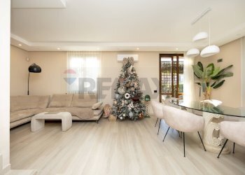 Sala da pranzo - Villa a Schiera via san fermo
 
78, Brembate - foto 3