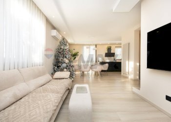 Sala da pranzo - Villa a Schiera via san fermo
 
78, Brembate - foto 4