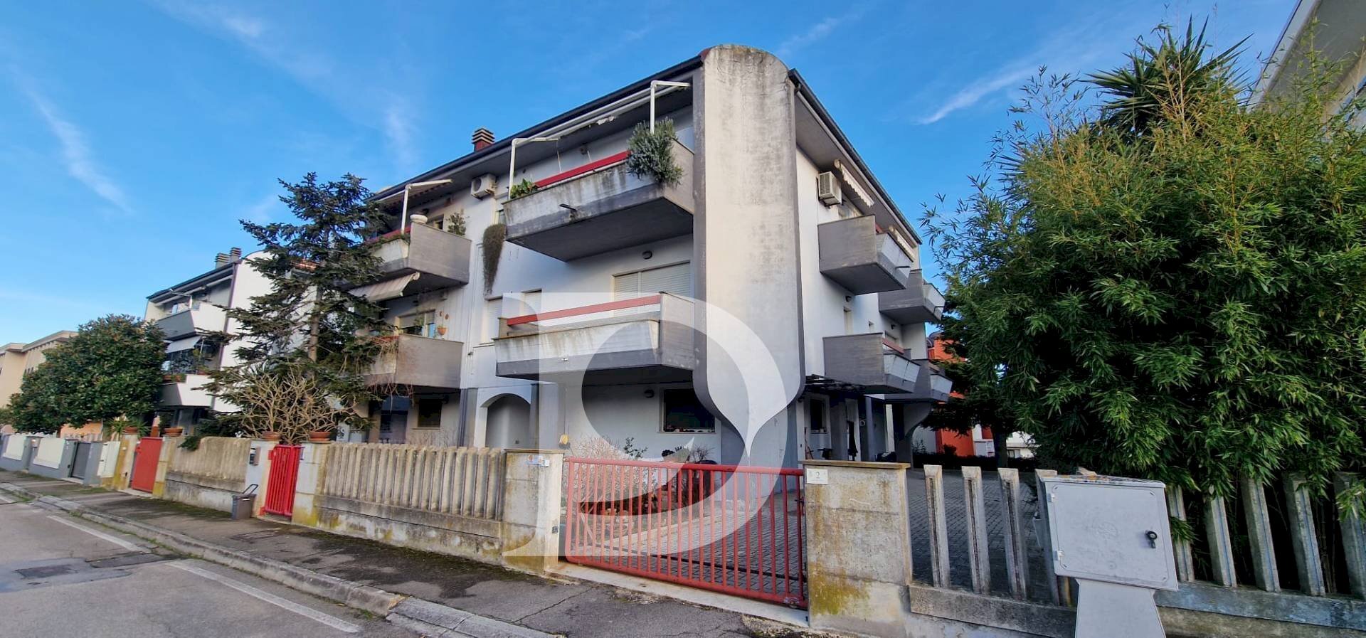 Foto 1 - Quadrilocale Via Luigia Chiola, Loreto Aprutino - foto 1