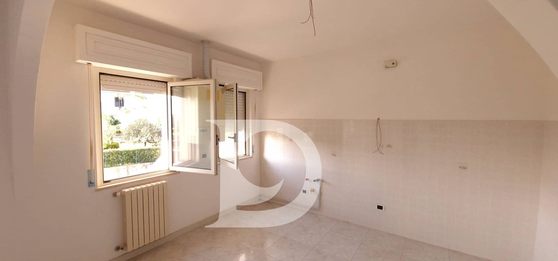 Foto 3 - Quadrilocale Via Luigia Chiola, Loreto Aprutino - foto 3