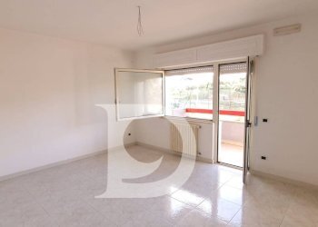 Foto 4 - Quadrilocale Via Luigia Chiola, Loreto Aprutino - foto 4