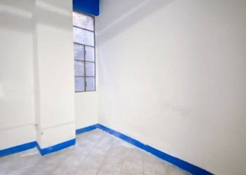 Magazzino - Negozio piazza Manfredi Azzarita, Bologna (zona Centro Storico) - foto 34