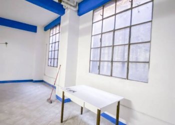 Magazzino - Negozio piazza Manfredi Azzarita, Bologna (zona Centro Storico) - foto 35