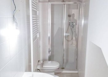 Bagno - Quadrilocale via Massimo d'Azeglio, Bologna (zona Costa Saragozza) - foto 9