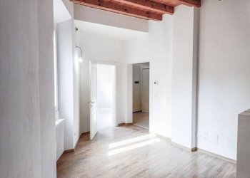 Stanza non arredata - Quadrilocale via Massimo d'Azeglio, Bologna (zona Costa Saragozza) - foto 14