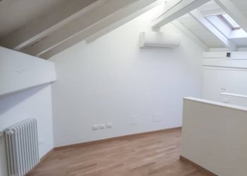 Stanza non arredata - Quadrilocale via Massimo d'Azeglio, Bologna (zona Costa Saragozza) - foto 18