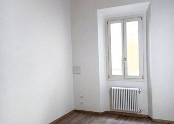 Camera da letto - Quadrilocale via Massimo d'Azeglio, Bologna (zona Costa Saragozza) - foto 19