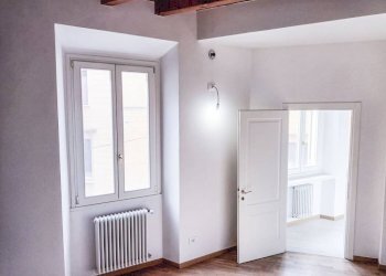 Salone - Quadrilocale via Massimo d'Azeglio, Bologna (zona Costa Saragozza) - foto 24