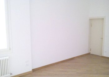 Camera da letto - Attico strada Maggiore, Bologna (zona San Vitale) - foto 6