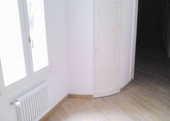 Camera da letto - Attico strada Maggiore, Bologna (zona San Vitale) - foto 17