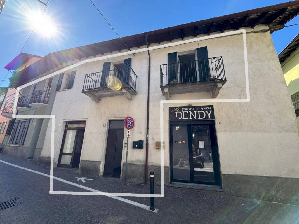 Facciata - Stabile - Palazzo via Giuseppe Mazzini, 11, Taino - foto 1