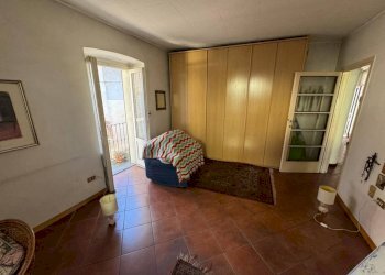 Ingresso - Stabile - Palazzo via Giuseppe Mazzini, 11, Taino - foto 7