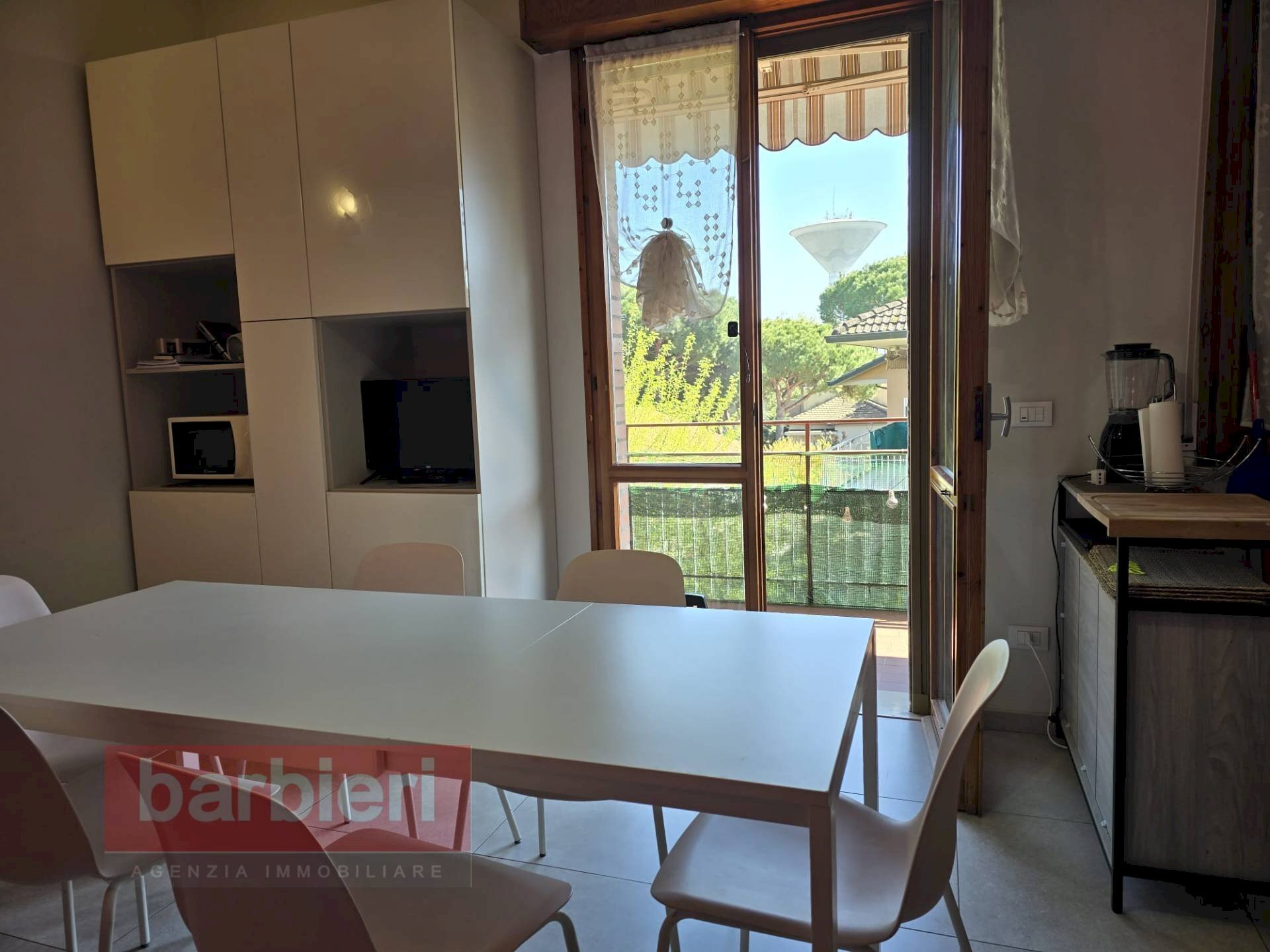 Foto 2 - Trilocale via cicerone
 
19, Cervia - foto 2