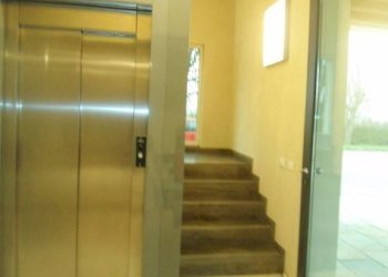 INGRESSO ASCENSORE - Negozio via Sammarina, Castel Maggiore - foto 6