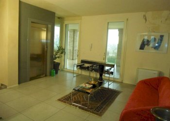 PRIMO PIANO RECEPTION - Negozio via Sammarina, Castel Maggiore - foto 8