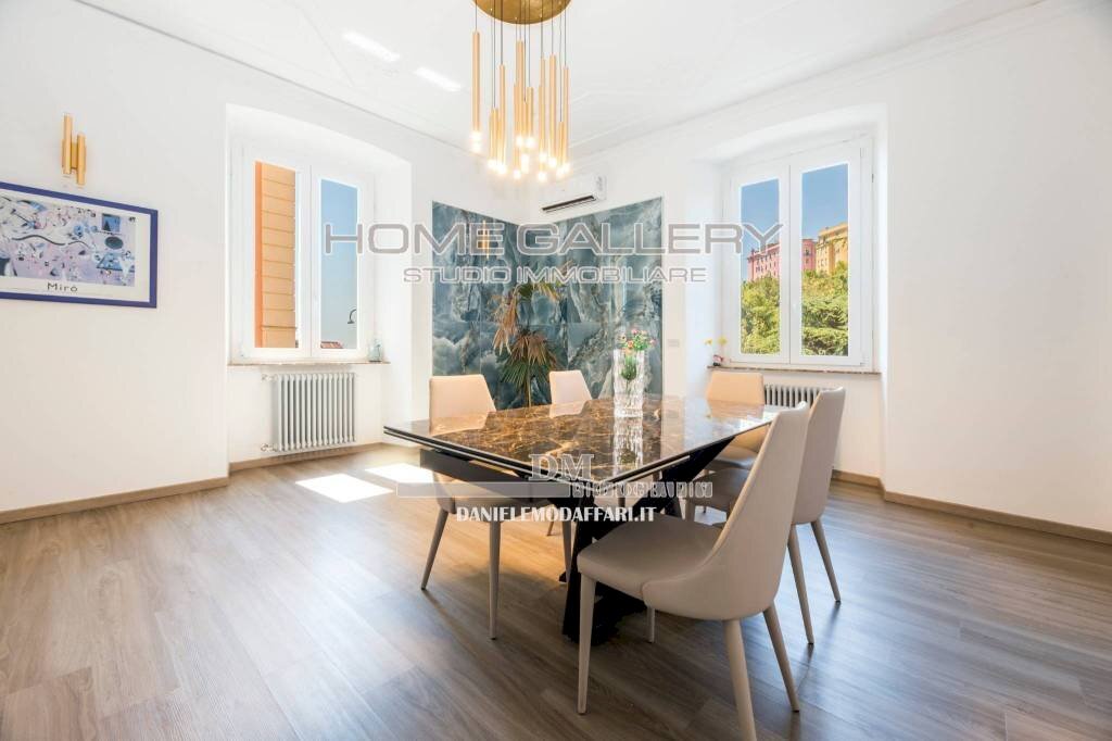 Salone - Appartamento via Pietro Paleocapa, Genova (zona Castelletto) - foto 3