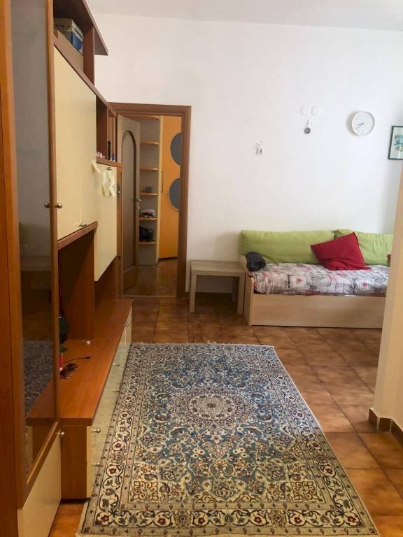 Soggiorno - Appartamento via Evangelista Torricelli, Genova (zona Borgoratti) - foto 2