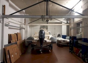 Interno non residenziale - Magazzino viale Ponte dell'Ammiraglio, Genova (zona Quarto) - foto 4