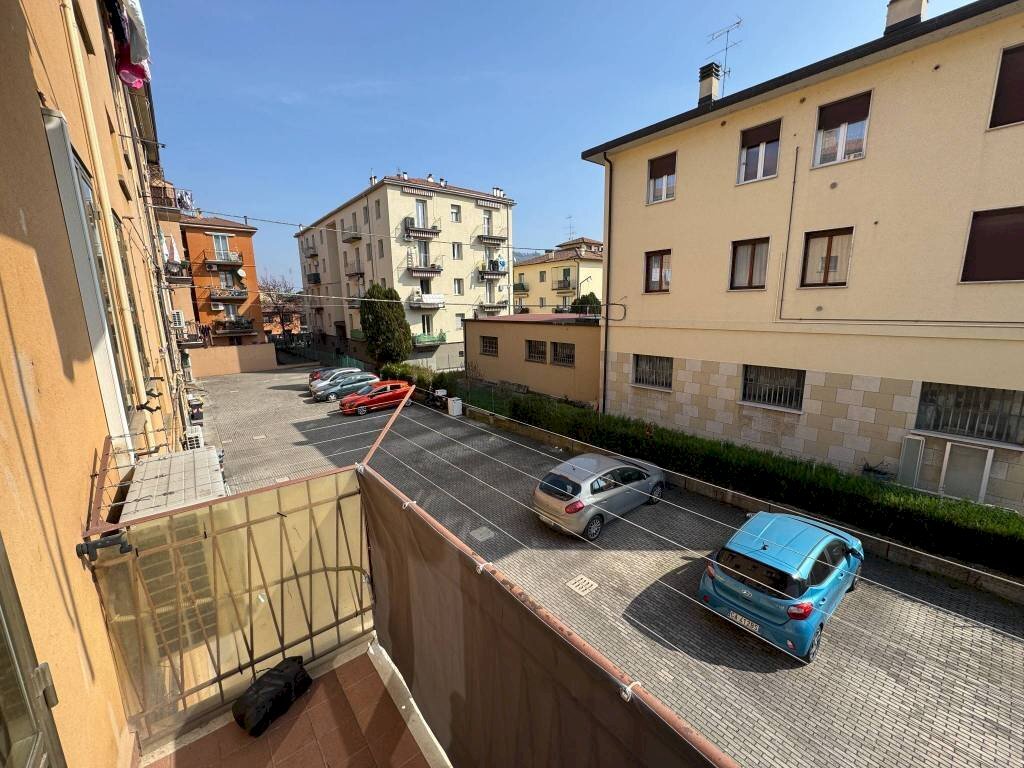 Vista - Four-room apartment via Guglielmo Marconi, 91, Casalecchio di Reno - photo 1