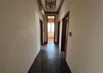 Corridoio - Four-room apartment via Guglielmo Marconi, 91, Casalecchio di Reno - photo 23