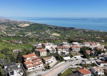 Foto 1 - Casa indipendente corso umberto I, Roseto degli Abruzzi - foto 1