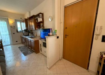 Ingresso - Bilocale via San Marino, 89/12, Torino (zona Santa Rita) - foto 2