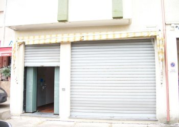 vista - Commercial Premises Arsia, Carbonia - photo 1