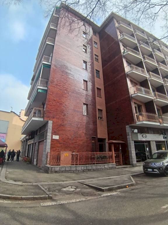 Facciata - Bilocale via Luigi Boccherini, 22, Torino (zona Rebaudengo) - foto 2