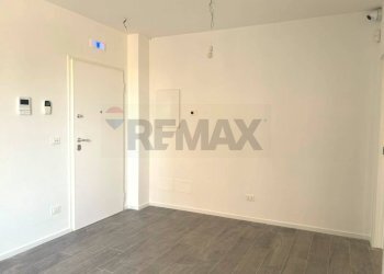 Stanza vuota - Bilocale VIA PISA
 
2, Trani - foto 4