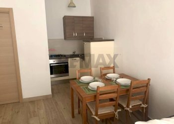 Cucina - Casa indipendente VICO MOROLA
 
44, Trani - foto 3