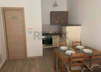 Cucina - Casa indipendente VICO MOROLA
 
44, Trani - foto 4