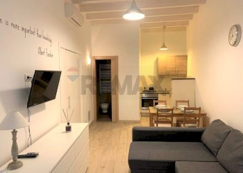 Sala da pranzo - Casa indipendente VICO MOROLA
 
44, Trani - foto 5