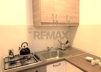 Cucina - Casa indipendente VICO MOROLA
 
44, Trani - foto 7