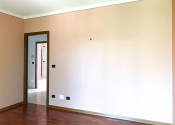 Camera da letto - Quadrilocale piazza Gianni Rodari, 5, Gassino Torinese - foto 30