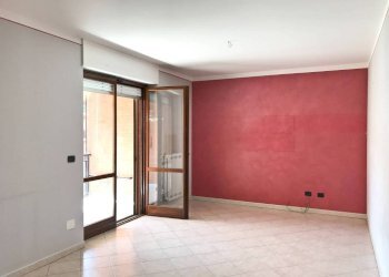 Soggiorno - Quadrilocale piazza Gianni Rodari, 5, Gassino Torinese - foto 1