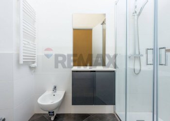 Bagno - Two-room apartment Via Borgazzi
 
21, Monza - photo 6