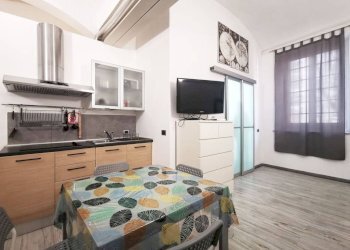 Salone - Bilocale via San Donato, 85, Torino (zona San Donato) - foto 4