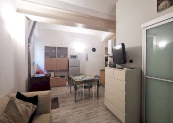 Salone - Bilocale via San Donato, 85, Torino (zona San Donato) - foto 12