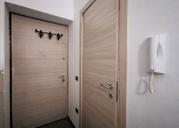 Disimpegno - Bilocale via San Donato, 85, Torino (zona San Donato) - foto 17