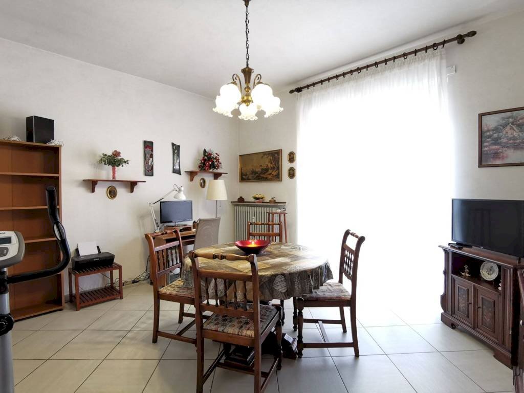 Sala da pranzo - Two-room apartment via Bengasi, 13, Grugliasco - photo 2