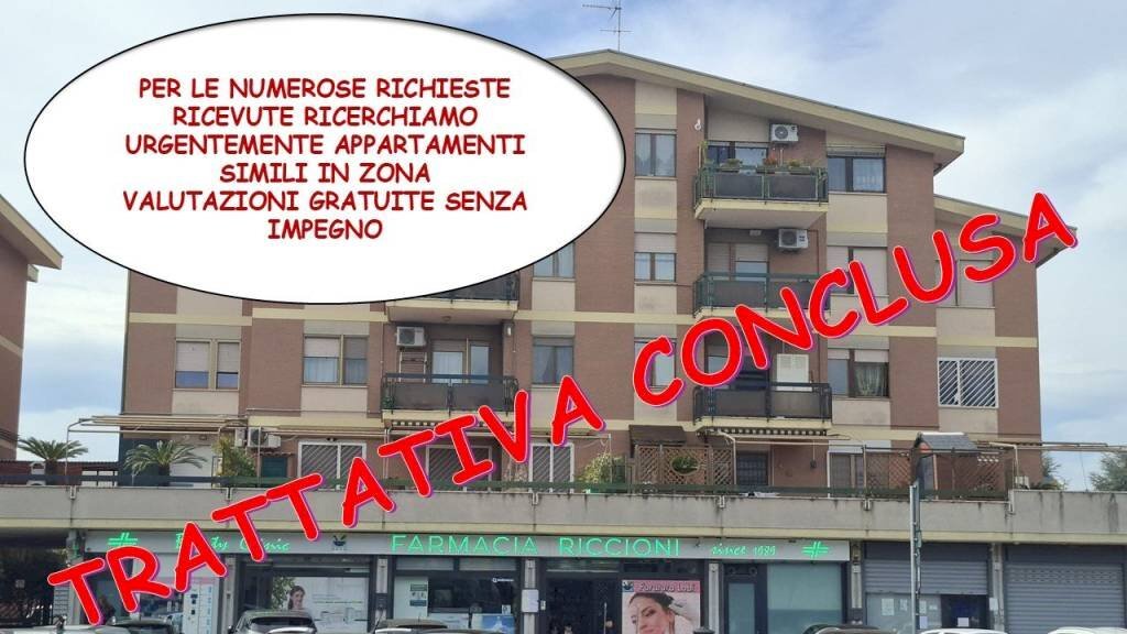 Facciata - Bilocale via del Casale Agostinelli, 133, Roma (zona Morena) - foto 1