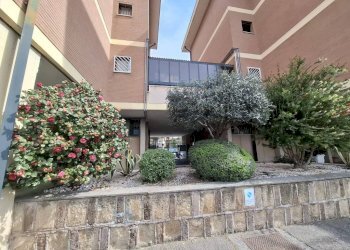 Facciata - Bilocale via del Casale Agostinelli, 133, Roma (zona Morena) - foto 5